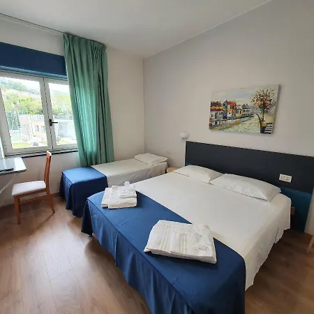 Pixunte Szálloda 3*