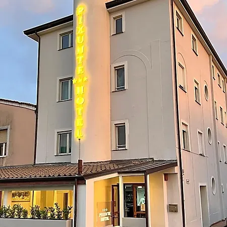Pixunte Hotel 3*
